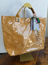Cargar imagen en el visor de la galería, Regina the tote bag
