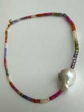Cargar imagen en el visor de la galería, April necklace
