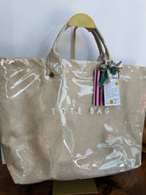 Cargar imagen en el visor de la galería, Ryan The tote bag
