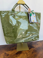 Cargar imagen en el visor de la galería, Roberta The tote Bag

