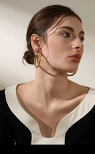 Load image into Gallery viewer, Bra earrings
