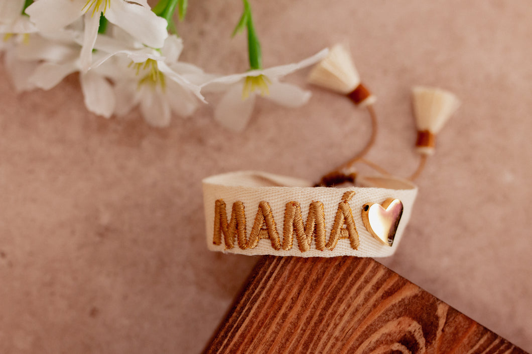 Mama Bracelet.